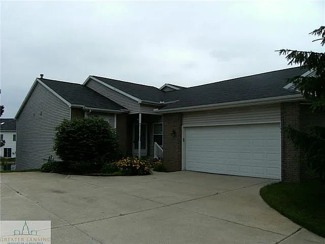 1220 Northway Dr photo 1