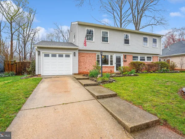 5514 Inverchapel Rd, Springfield, VA 22151