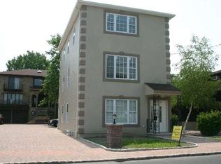 1128 Farm Rd #2, Secaucus, NJ 07094