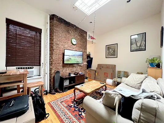 Rented by Red Sparrow Realty Group | media 1