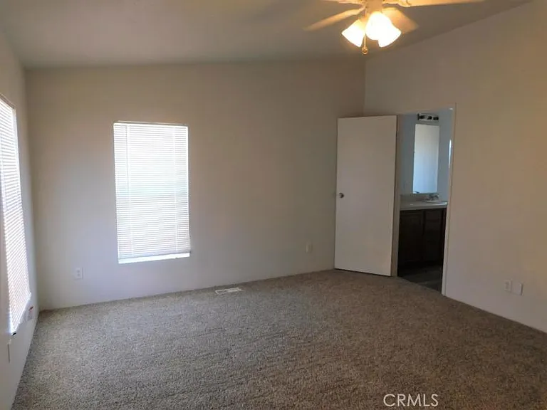 6833 Rea Ave — Photo 3