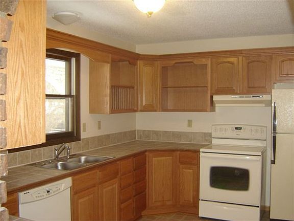 Kitchen with appliances