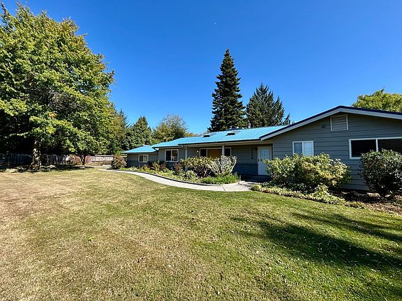 2nd image of 5166 Graveline Rd