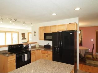 1400 Emmertsen Rd S, Racine, WI 53406