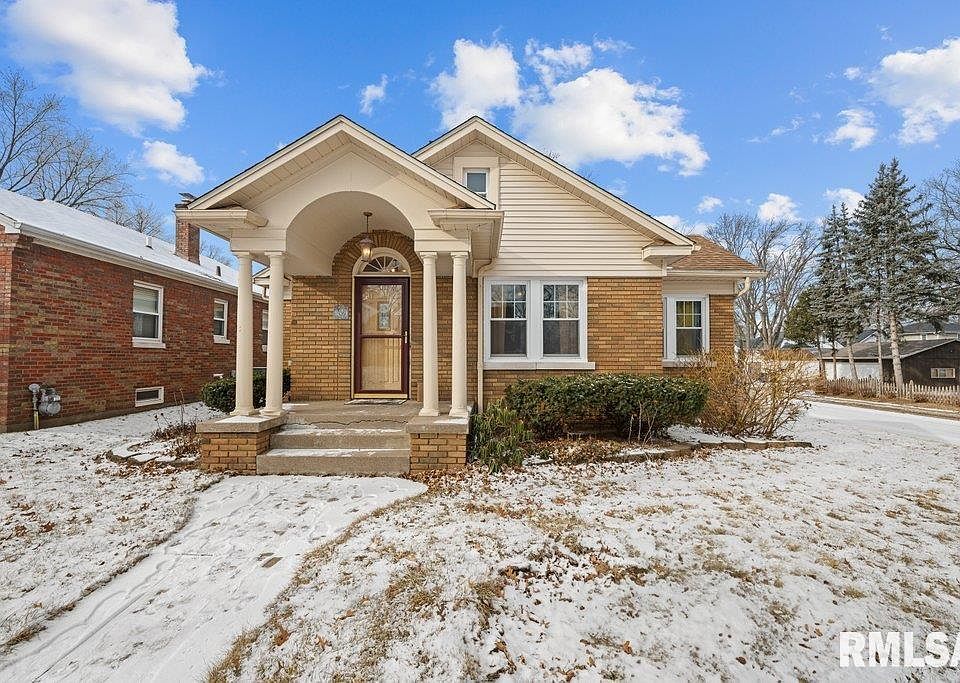 1st image of 2634 Carey Ave