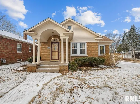 2634 Carey Ave, Davenport, IA 52803