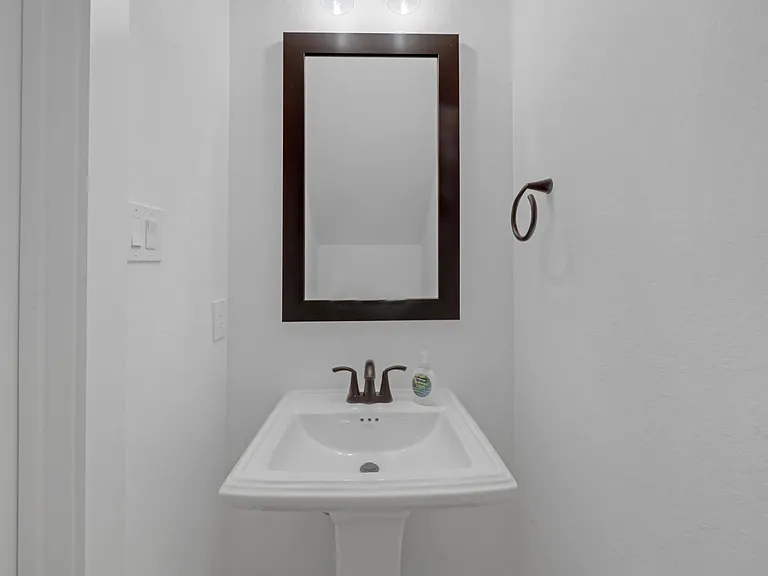 10972 Swang Link Dr — Photo 24