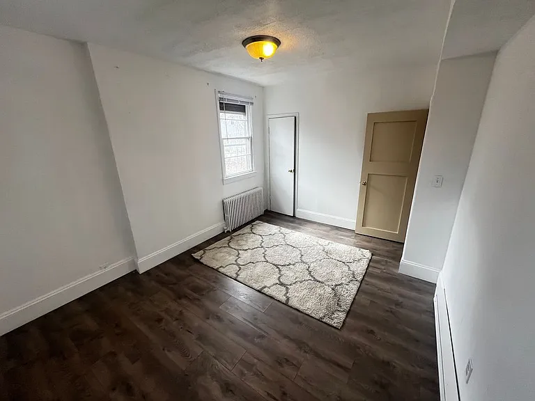 375 Lincoln Blvd #1 — Photo 16