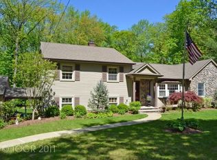28 Circle End Dr, Ramsey, NJ 07446