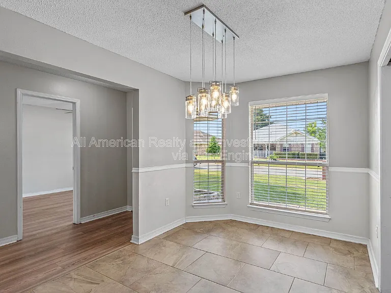 203 Citadel Ln — Photo 13
