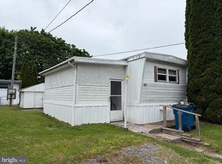 121 Grimm Ln, Middletown, PA 17057
