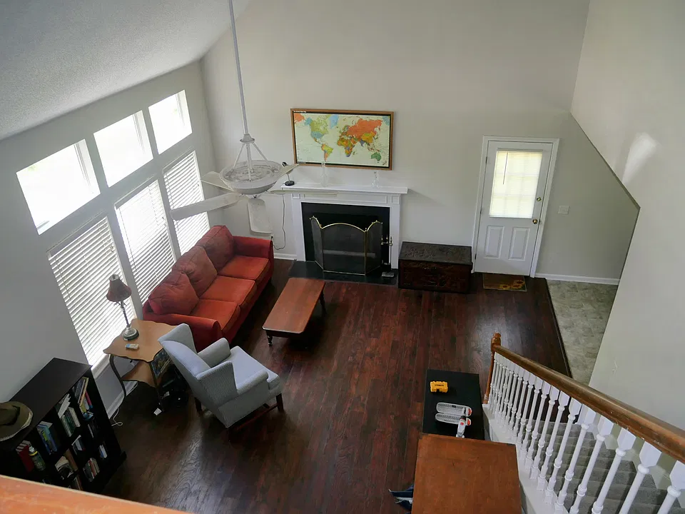 14 Stanford Ridge Ct