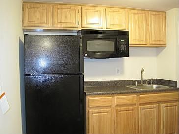 lower level kitchenette