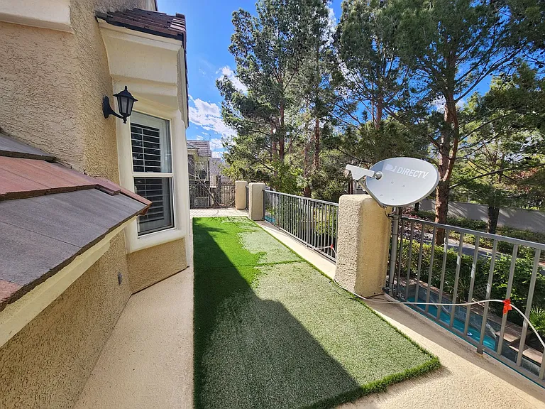 9516 Royal Lamb Dr — Photo 79
