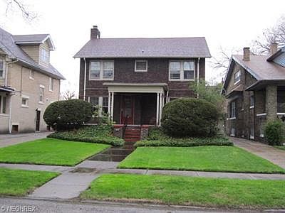 1st image of 1096 E 97th St