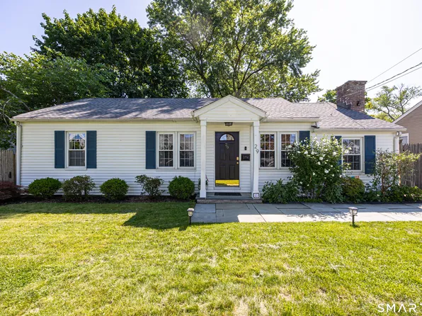 29 Sutton Drive West, Stamford, CT 06906