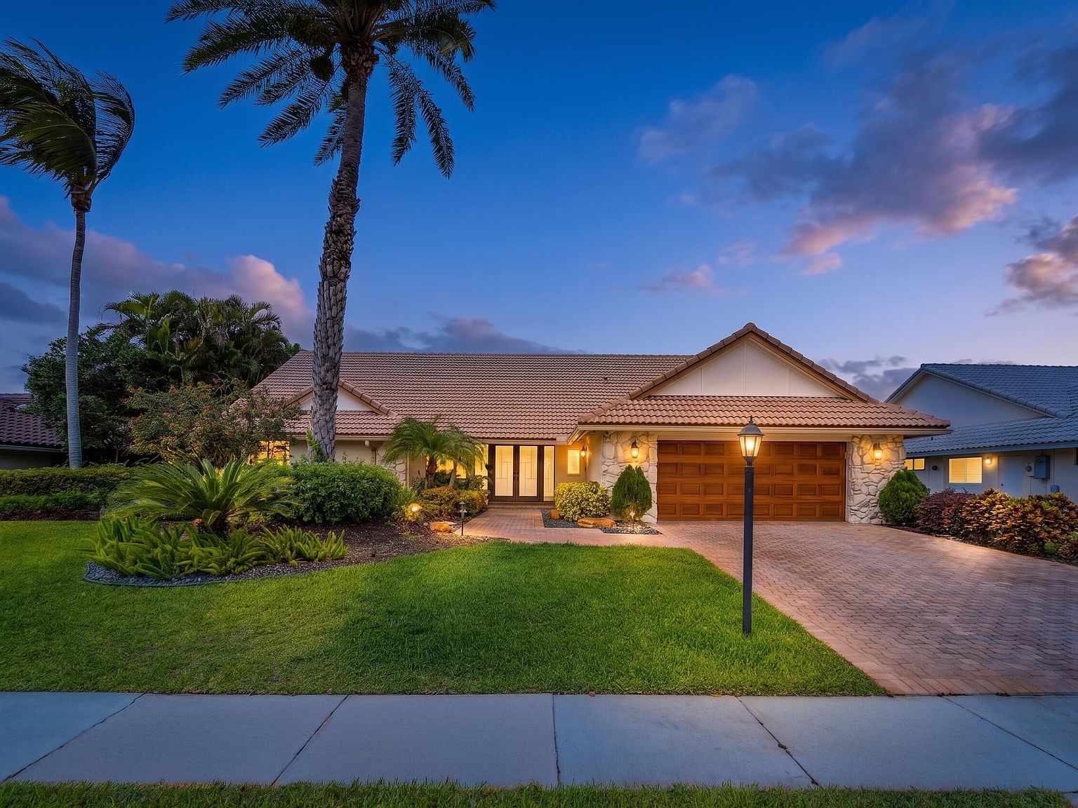 4382 White Cedar Lane