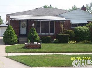 19190 Florence St, Roseville, MI 48066