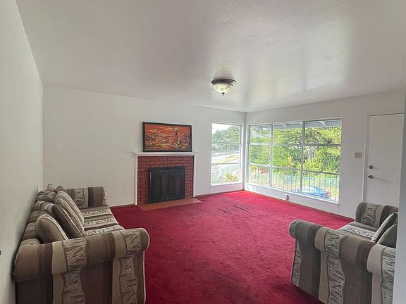 5th image of 3991 Elston Drive