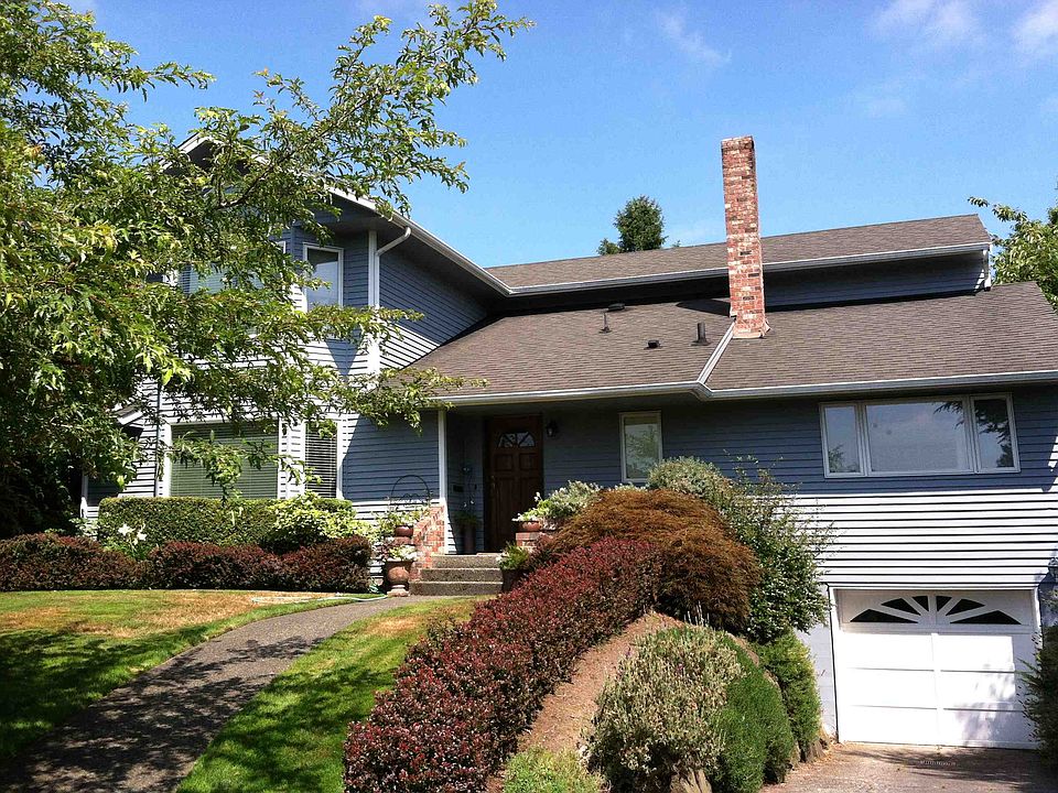 2nd image of 5719 Coniston Rd NE