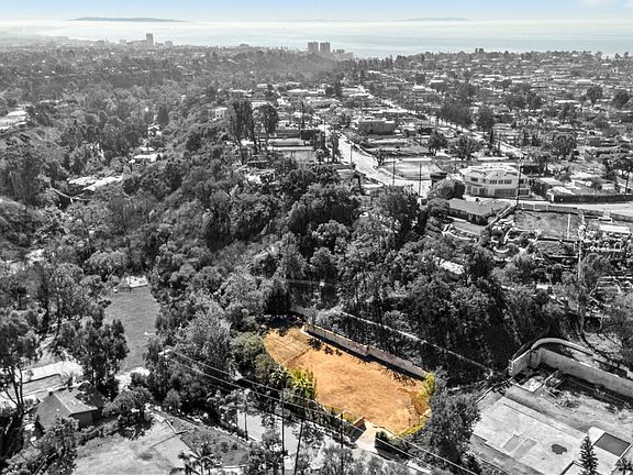 3rd image of 1297 Marinette Rd