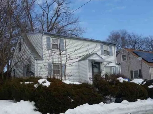 66 Charlotte St, Hartford, CT 06120