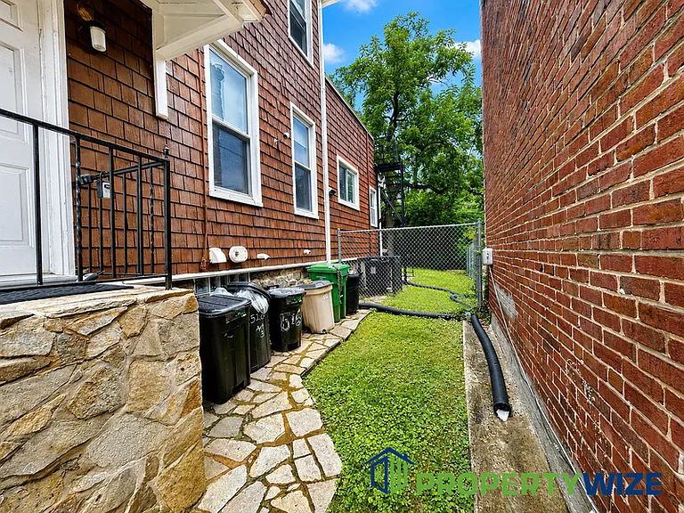 516 Beaumont Ave #3 — Photo 27
