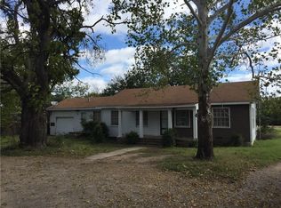 725 Silver Creek Azle Rd, Azle, TX 76020