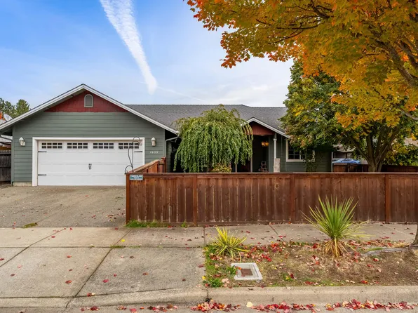 2659 Esther Ln, Grants Pass, OR 97527