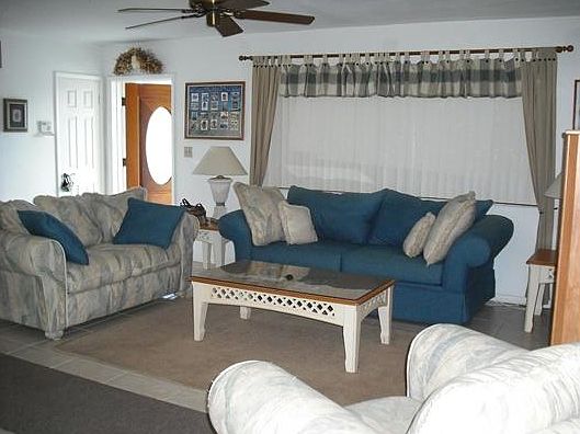 4th image of 709 Heron Dr