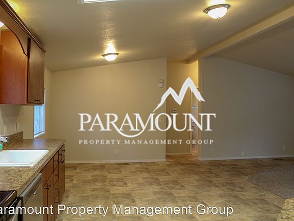 5th image of 11623 140th Avenue Ct NW