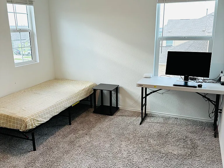 Upstairs bedroom3