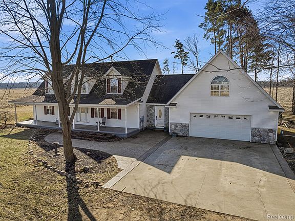 2nd image of 8753 Brewer Rd