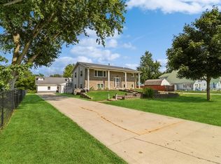 4415 NE 34th St, Des Moines, IA 50317