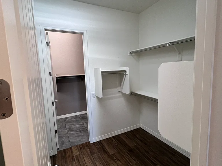 5681 N Bay Hill Ct — Photo 9