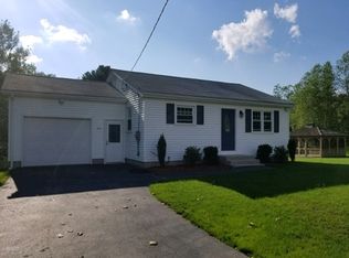 1677 Hill St, Northbridge, MA 01534