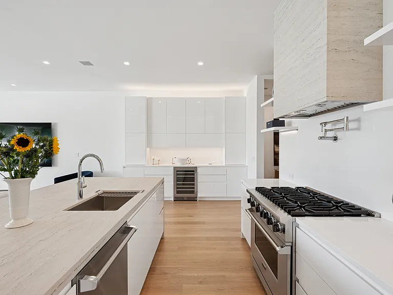 40 Oceanview Dr — Photo 10