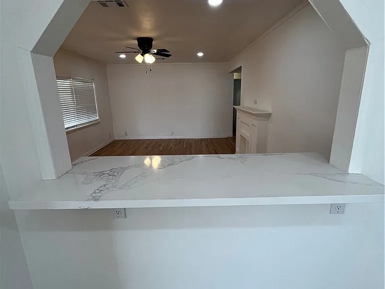 9441 Beverly St — Photo 28