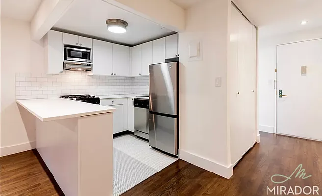 Rented by Mirador Real Estate | media 8