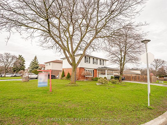 3rd image of 1 Elrose Rd