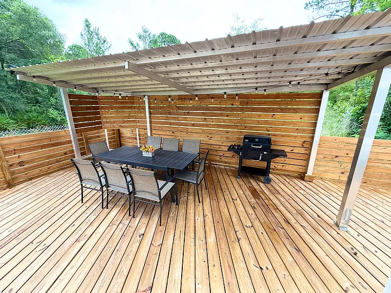 2570 Hilltop Rd — Photo 11