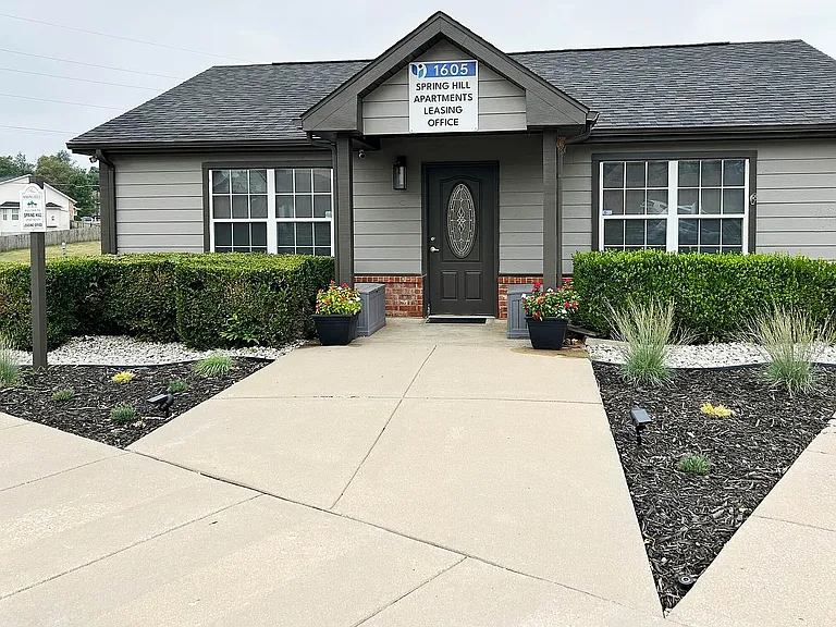 Leasing Office