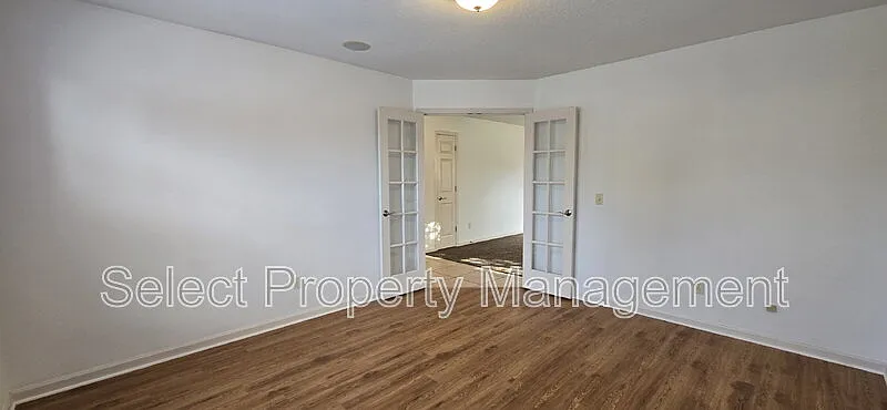 3 bed, 2.0 bath, 1530 sqft, $1,649 — Photo 4