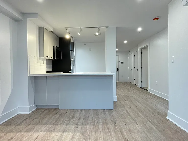 129 McDonald Ave #4B — Photo 5