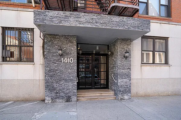 Rented by Platinum Properties | media 21