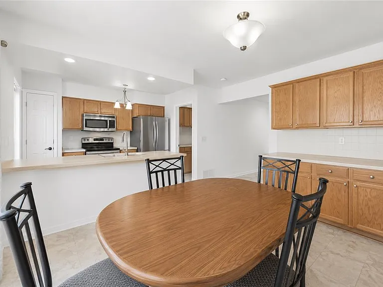 309 Hill Rd — Photo 5