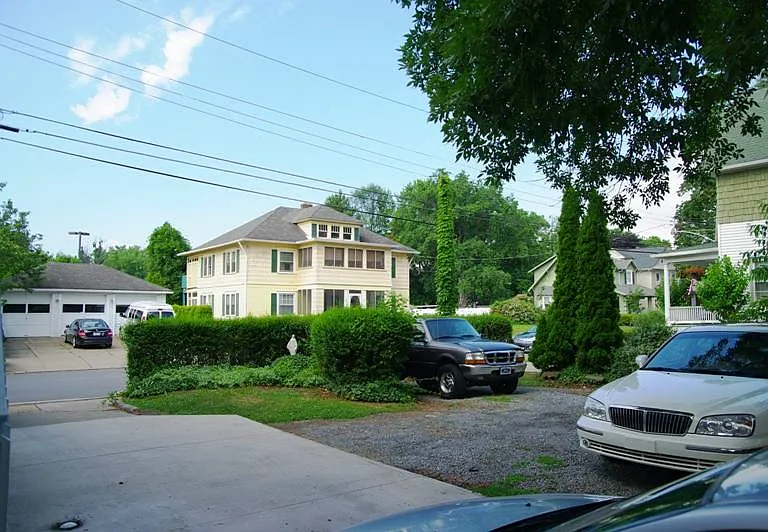 1002 Wyoming Ave — Photo 10