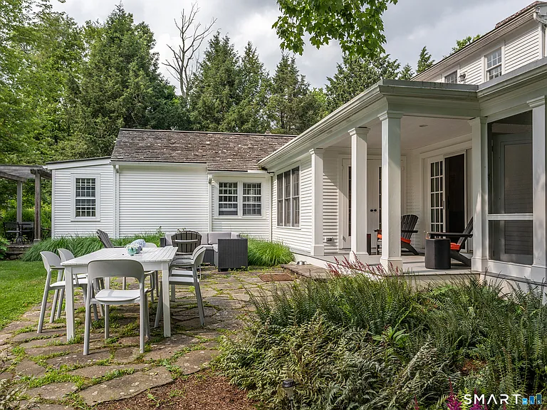 61 Old Litchfield Rd — Photo 4