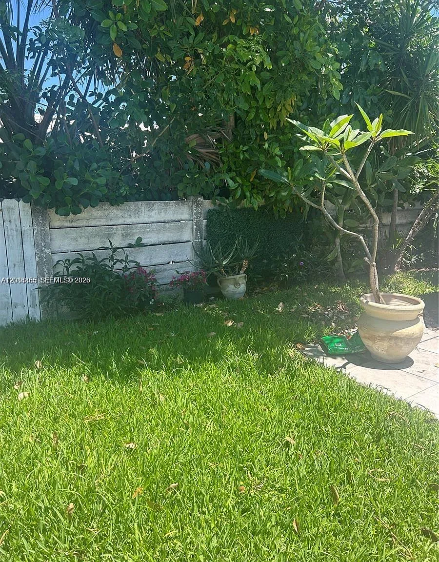 Harbor Village Sec H — Photo 4