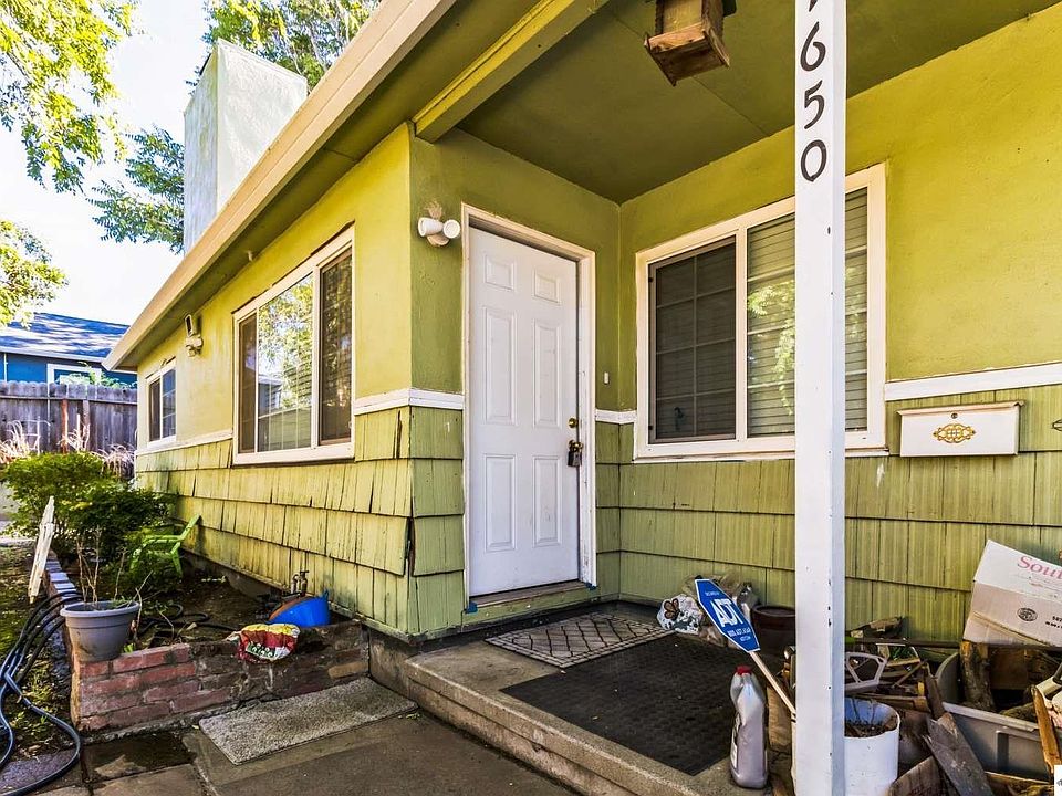 2nd image of 1650 Sadler Pl